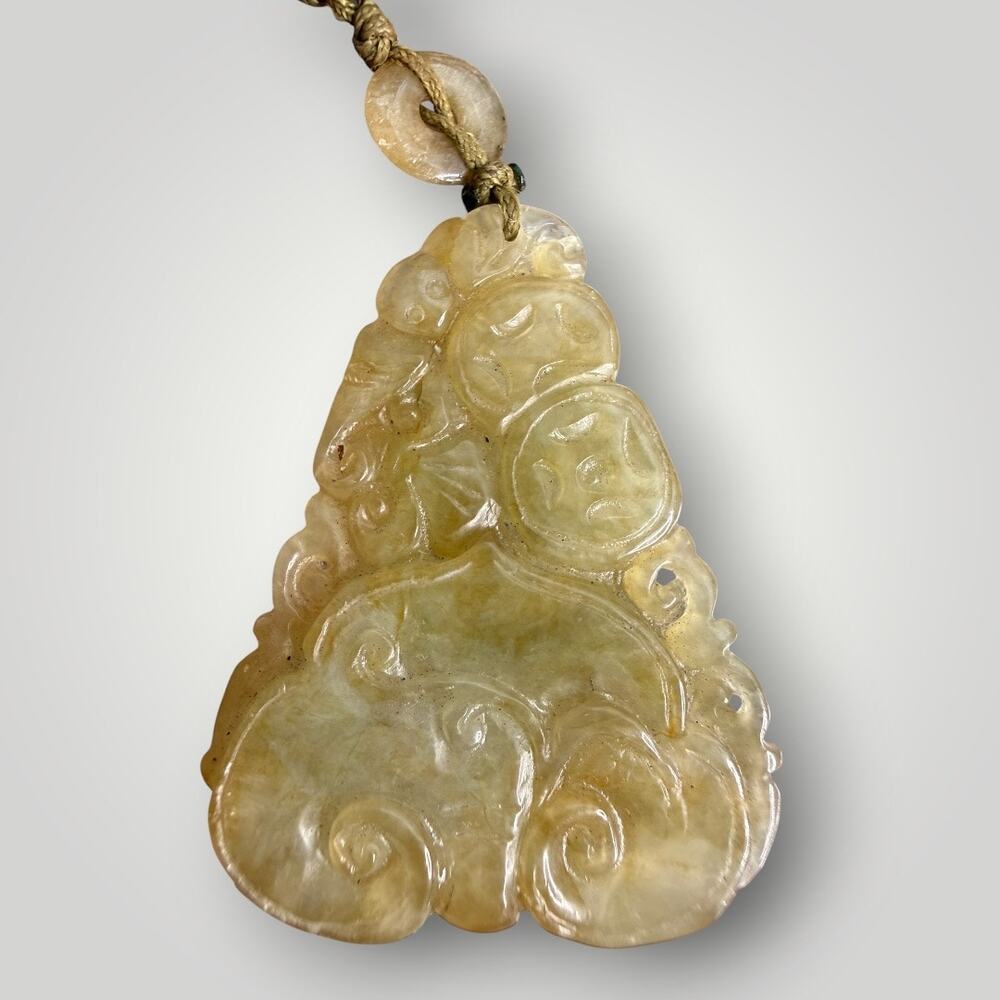 Vintage Hand Carved Green Nephrite Jade Pixiu Pendant Chinese Lucky - Picture 2 of 7